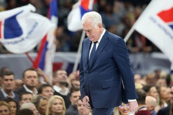 PROCURILE ŠOKANTNE INFORMACIJE: Vučić, Brnabić i Nikolić optuženi za …