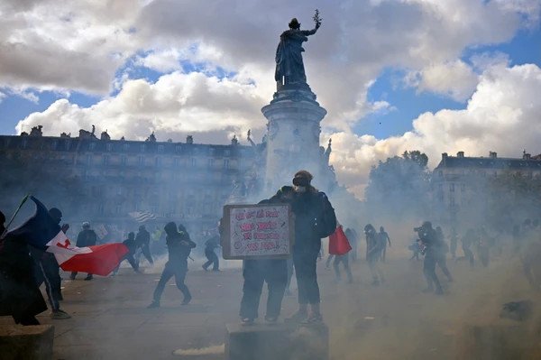 OVO JE DATUM KAD ĆE CIJELA EVROPA GORJETI: Stigla zastrašujuća najava organizovanog protesta širom EU, planiraju se MASOVNI NEREDI