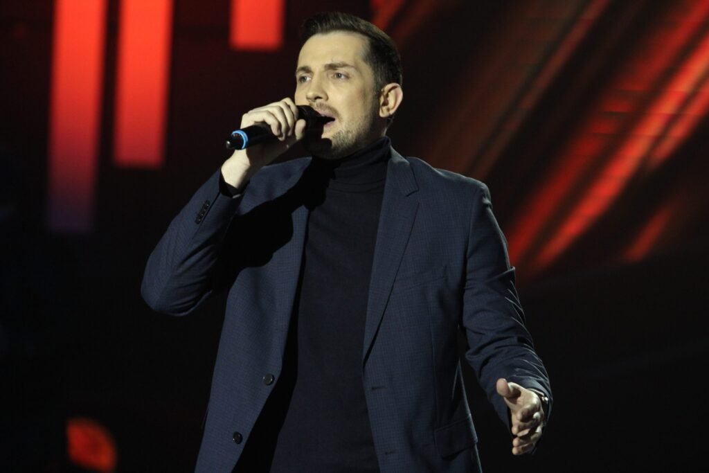 „Sad kad sam bez tebe“, srce je utihnulo, dugo se boriIo.. Svi se opraštaju od dobre duše, da ti srce stane