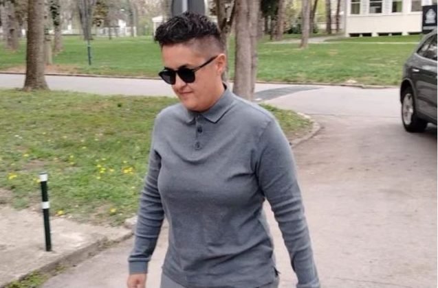 Ovo je ŽENA K0JA JE R0DILA SlNA MARlJl ŠERIF0VlĆ!!!! Visoko je obrazovana, ima i muža! SVl JE SlGURN0 ZNATE…