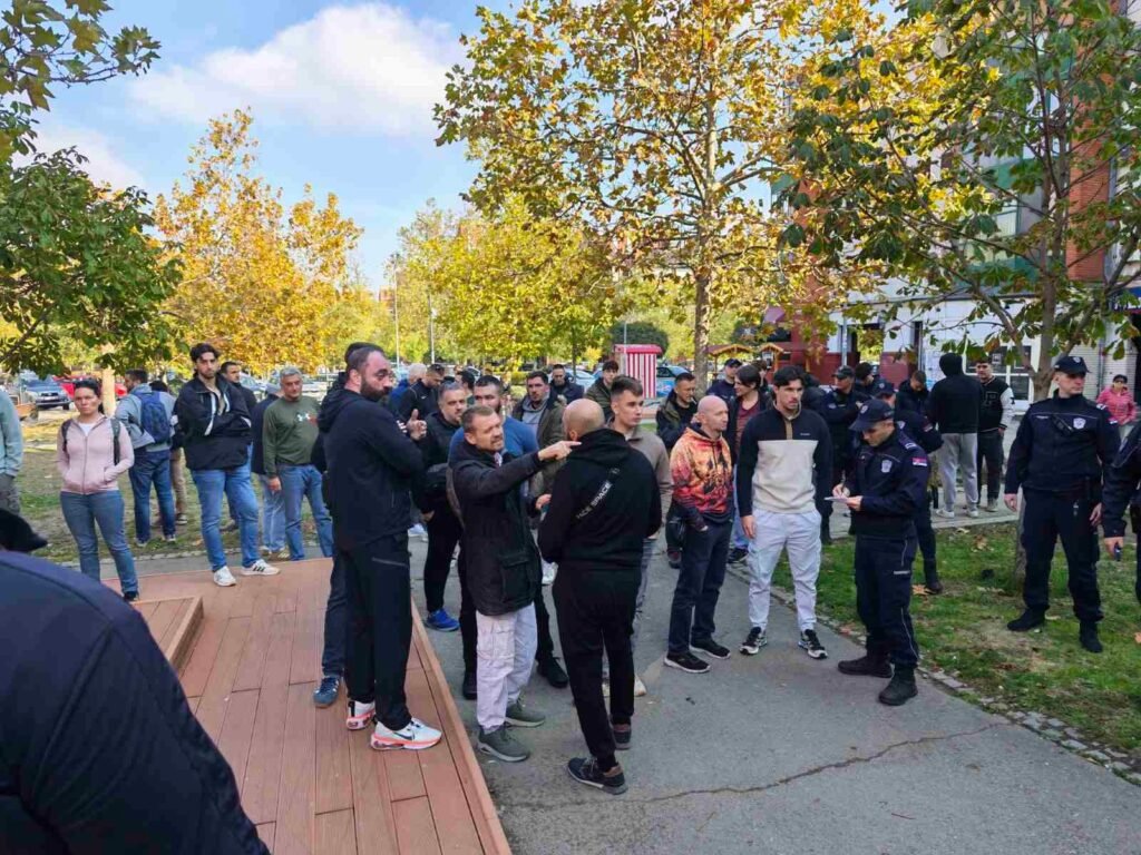 IZBORI U SRBIJI POD LUPOM! CRTA OBJAVILA PODATKE KOJI OTVARAJU OZBILJNA PITANJA – POGLEDAJTE ŠTA VUČIĆ RADI NA BIRAČKIM MESTIMA